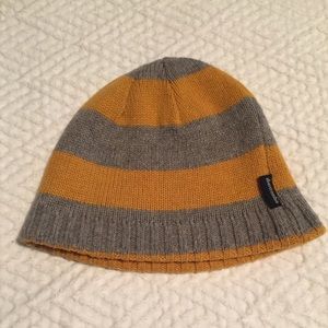 Abercrombie skull cap reversible mustard & gray